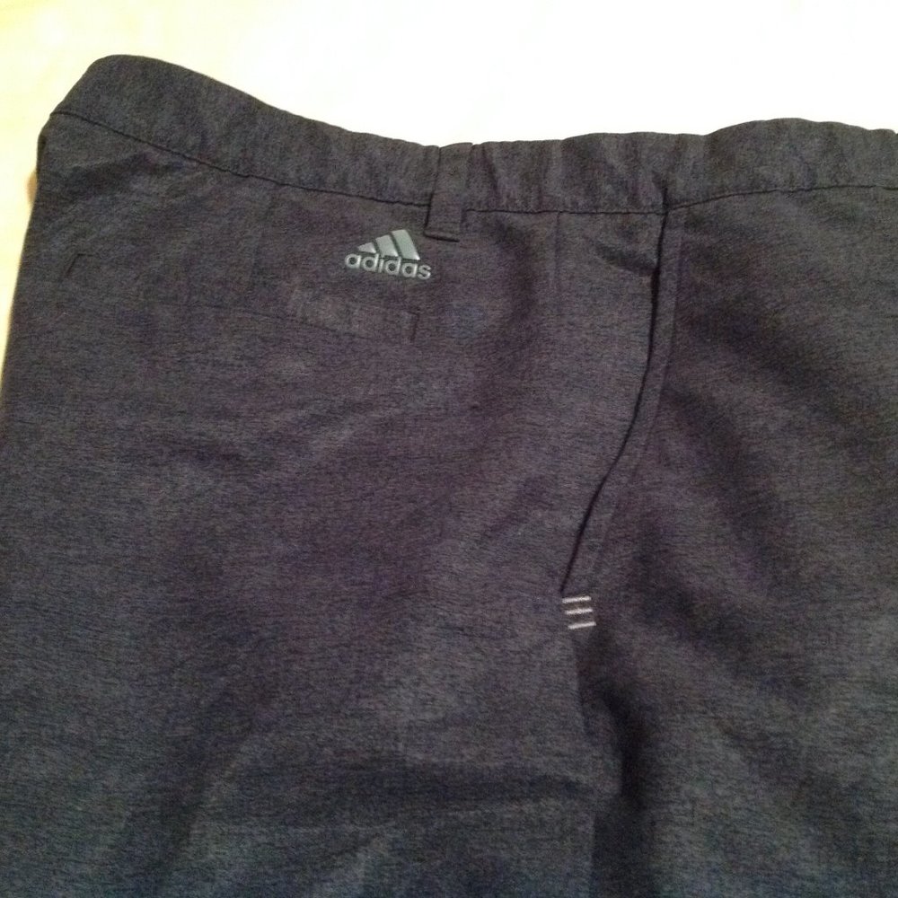 Adidas Men's Golf Shorts NWOT Gray Size 36 - Picture 2 of 7